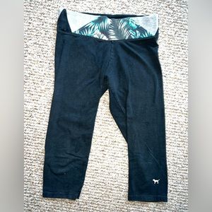 Limited edition PINK capri leggings